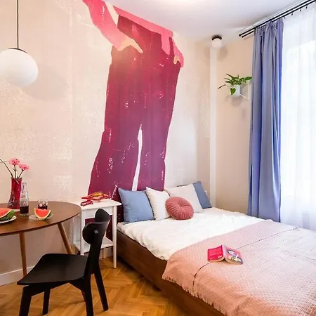 Post-soviet Style In The Centre * 크라쿠프